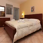 Eleanto Διαμέρισμα *