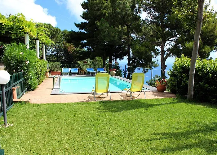 Eleanto Appartement *